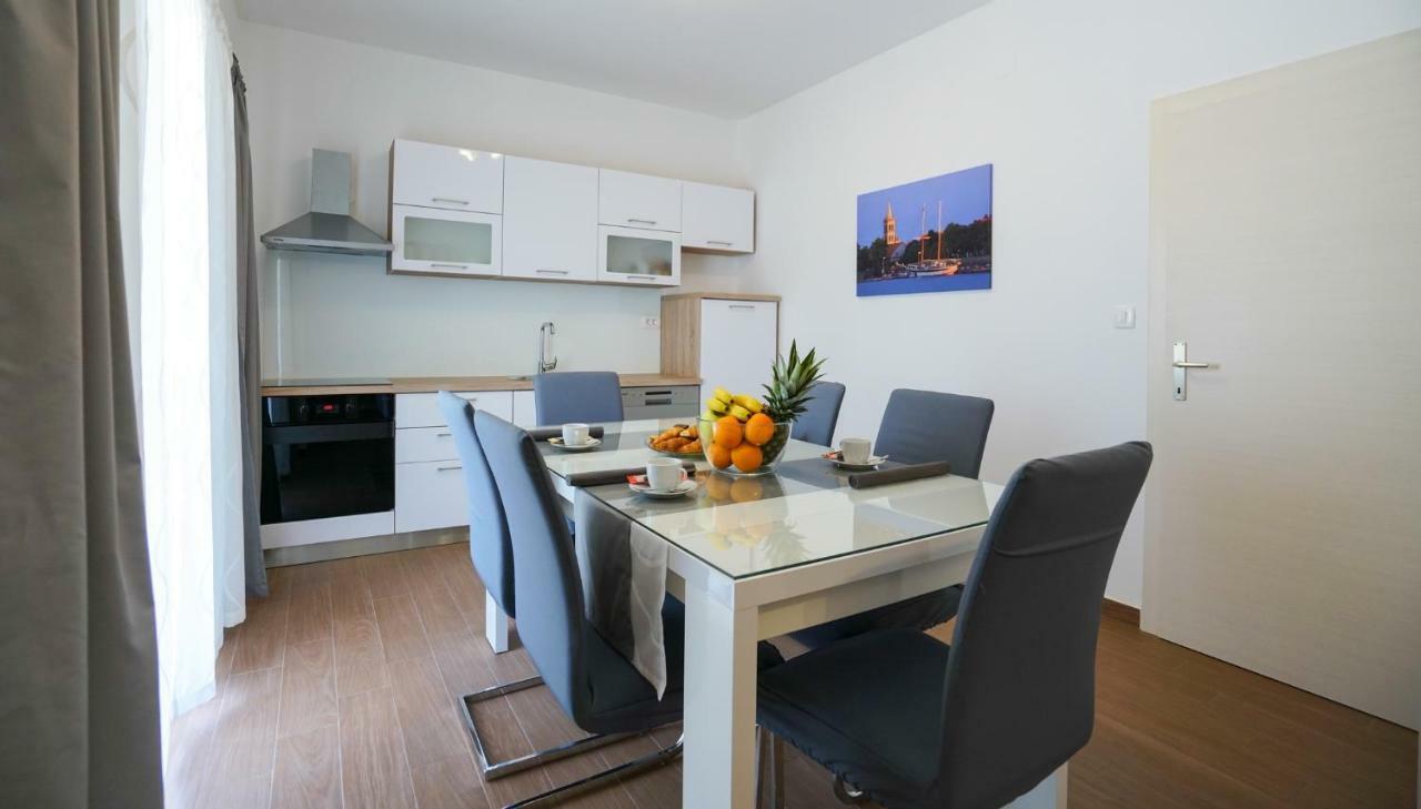 Tj Apartment 1 Zadar Buitenkant foto